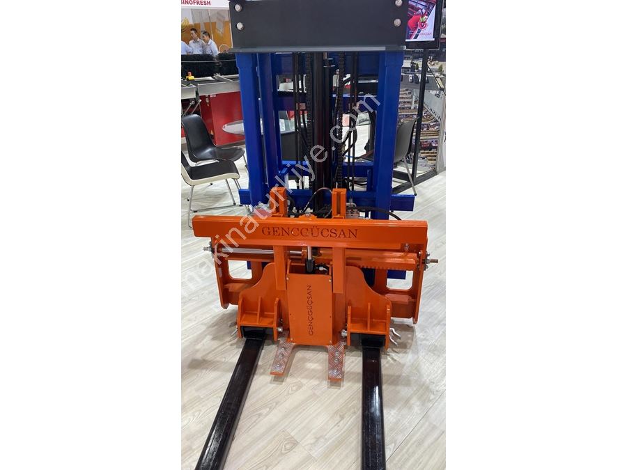 1500 Kg Kasa Devirme Ataşmanı Traktör Arkası Forklift