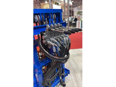 1500 Kg Kasa Devirme Ataşmanı Traktör Arkası Forklift - 3