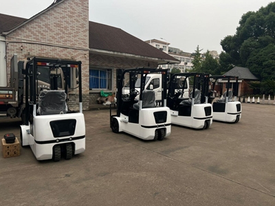 1.5 Ton 4.5 Metre Trıpleks Lityum Akülü İkiz Teker Kolay Manevra - 7
