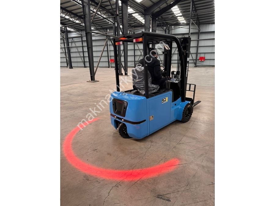 2.0 Ton 4.5 Metre Tripleks Lityum Akülü Forklift