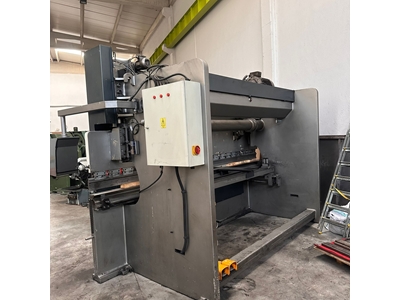 Uğurlu Marka 4 Mt X 300 Ton Nc Hidrolik Abkant Pres - 4