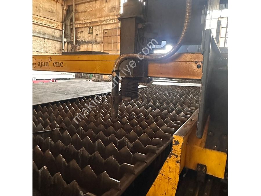 Ajan Brand 3 x 8 Meter 260 Amp Oxygen Cutting Machine