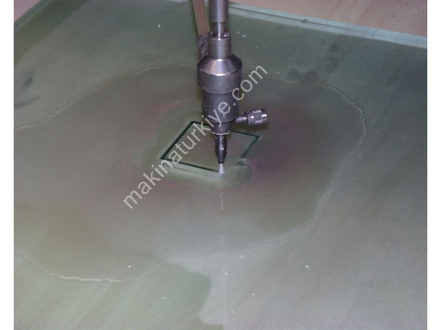 Machine de découpe composite à jet d'eau sans espace de broche de 12 000 mm/min à 4000 bars
