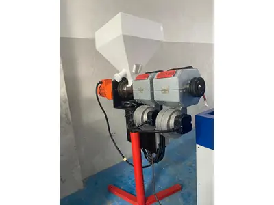 Q 30 Extruder Çizgi Besleme Makinası