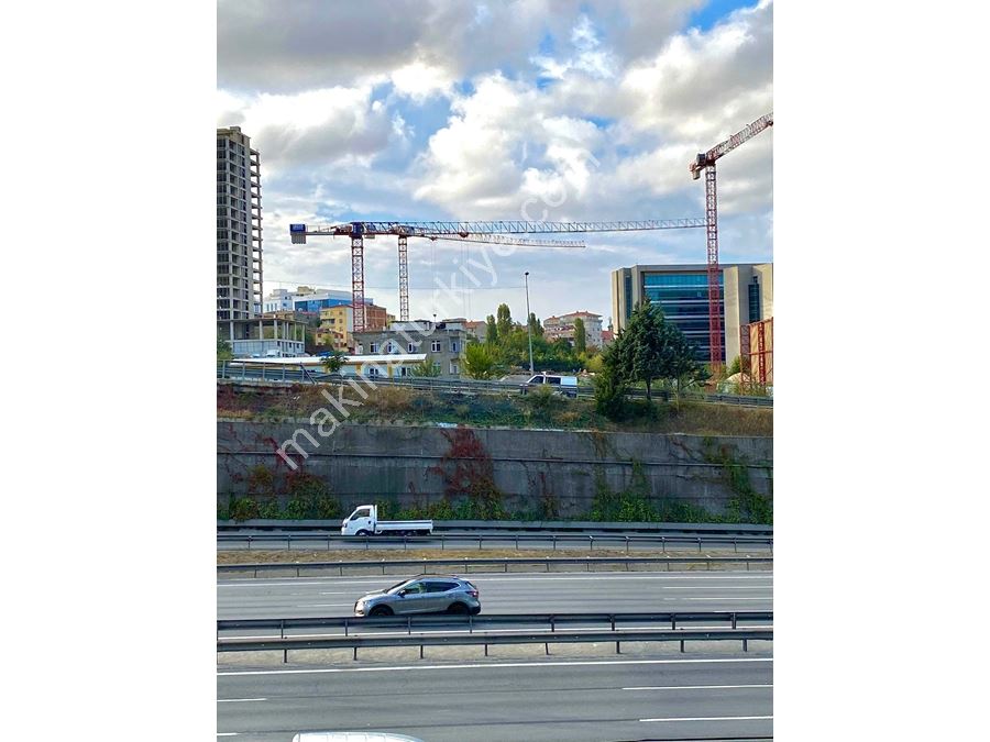 Tgm Marka Satılık Kulevinç 8 Ton (Bom 60 Mt. Yükseklik 50 Mt.)