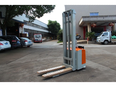 2.0 Ton 3.5 Meter Full Electric Stacker Best Price - 3