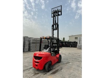 3.5 Ton Dizel Forklift - 1