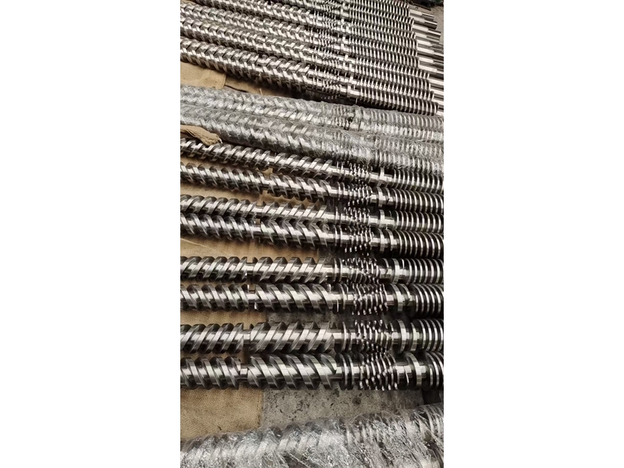 55/120 PVC Ekstrüzyon Makinası İçin Konik Çift Vida Kovan Seti