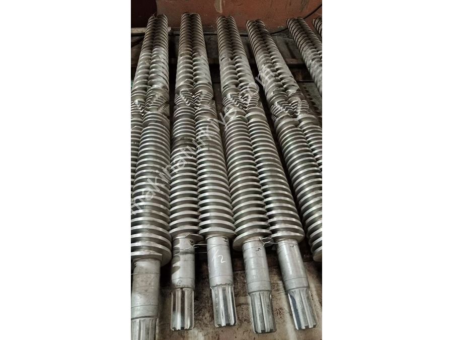 55/120 PVC Ekstrüzyon Makinası İçin Konik Çift Vida Kovan Seti