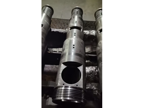 Ensemble de douilles à double vis conique pour machine d'extrusion de PVC 65/132