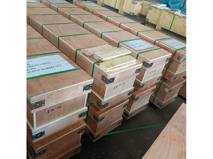 80/156 PVC Ekstrüzyon Makinası İçin Konik Çift Vida Kovan Seti