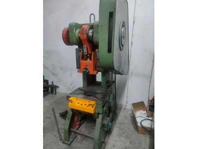 30 Ton Cast Body Eccentric Press (1) - 3