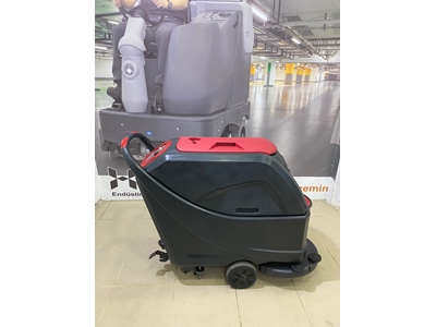 Autolaveuse à batterie de 60 litres Nılfısk / Vıper As 5160 T - Motorisé à pied - 3