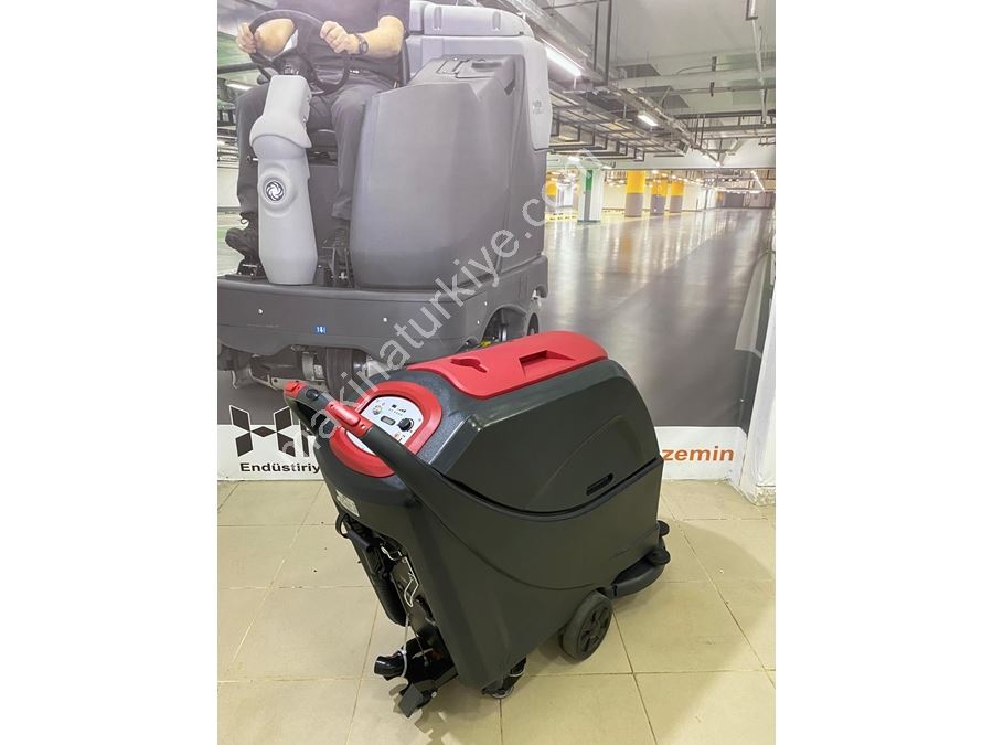 Autolaveuse à batterie de 60 litres Nılfısk / Vıper As 5160 T - Motorisé à pied