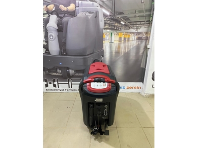 Autolaveuse à batterie de 60 litres Nılfısk / Vıper As 5160 T - Motorisé à pied - 5