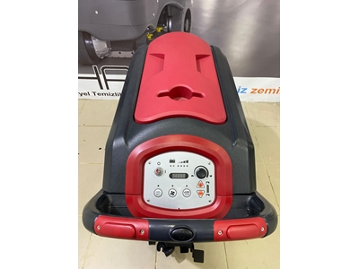 Autolaveuse à batterie de 60 litres Nılfısk / Vıper As 5160 T - Motorisé à pied - 6
