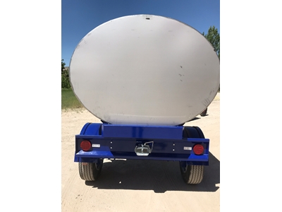 Резервуар для воды из нержавеющей стали вместимостью 8500 литров на прицепе - 3