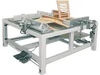 Presse d'assemblage de chaises