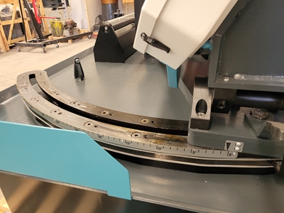 TS420M Semi-Automatic Mitre Cutting Bandsaw - 4