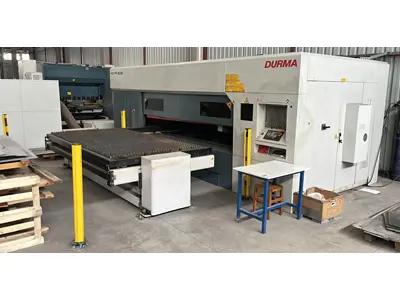3000x1650 mm 2kW Oto Çift Tablalı CNC Lazer Kesim