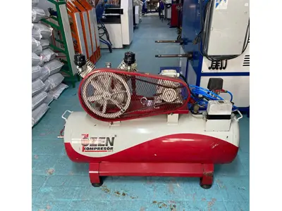200 Litre Çok Az Kullanılmış Pistonlu Kompresör