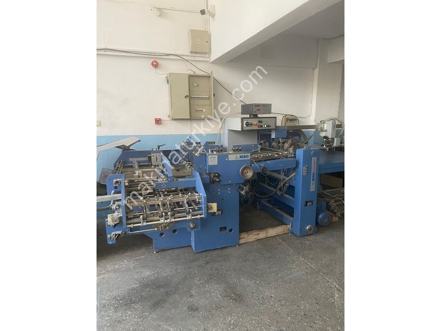4 Bags 2 Axe 16 Page Crushing Folding Machine