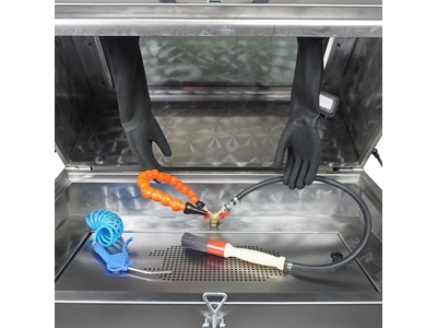 Manuel Eldivenli Fırçalı Parça Yıkama Makinası - 2