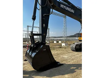 30-32 Ton Ekskavatör Kovası