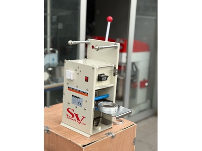 Machine d'étanchéité et de fermeture de tasse Vakum Sönmez 90 mm - 1