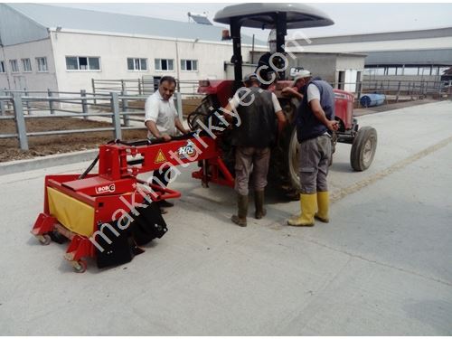 Traktör Arkası Yem Yanaştırma Makinası