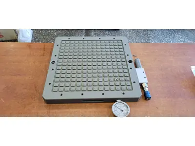400x400 mm CNC Vakum Aparatı