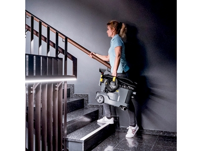 Karcher Puzzi 8/1 1200W Halı Koltuk Yıkama Makinası - 2