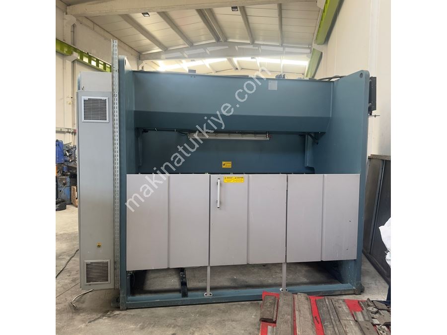 Durmazlar Ad-S 30135 6 Eksen Cnc Hidrolik Abkant Pres 2013 Model
