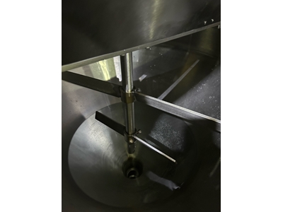 SEMI-AUTOMATIC LIQUID FILLING MACHINE - 3