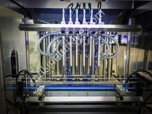 Automatic Liquid Filling Machine (5)