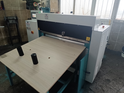 Machine de calibrage de tissu, de toile et de papier de 80 cm à partir d'un rouleau - 3