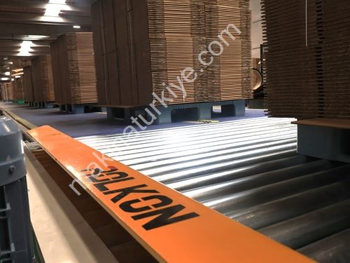 Merkezleme Sistemli Özel Amaçlı Makina Konveyörü