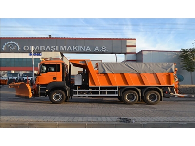 4-9 m³ Kar Küreme ve Tuz Serpme Aracı - 4