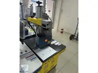 100 Watt Masalı Bilgisayarlı Fiber Markalama Makinesi