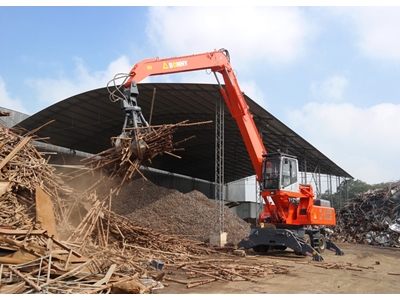 35 Ton Wheel Hydraulic Material Handler - 1