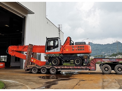 35 Ton Wheel Hydraulic Material Handler - 6