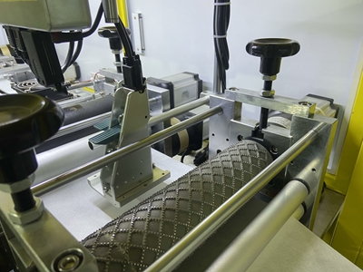 14-Servo Hotel Slipper Machine - 7