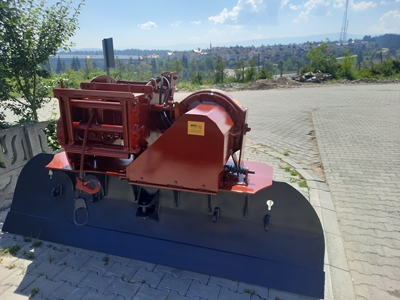 30 Ton Log Pulling Winch - 2