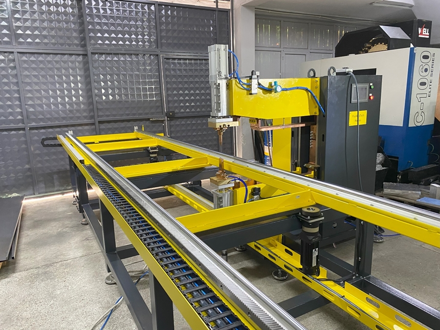 120 kVA CNC Çelik Kapı / Asansör Kapı İmalat Makinesi