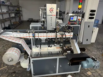 100-110 Paket/Dakika Tam Otomatik Islak Mendil Dolum ve Paketleme Makinası