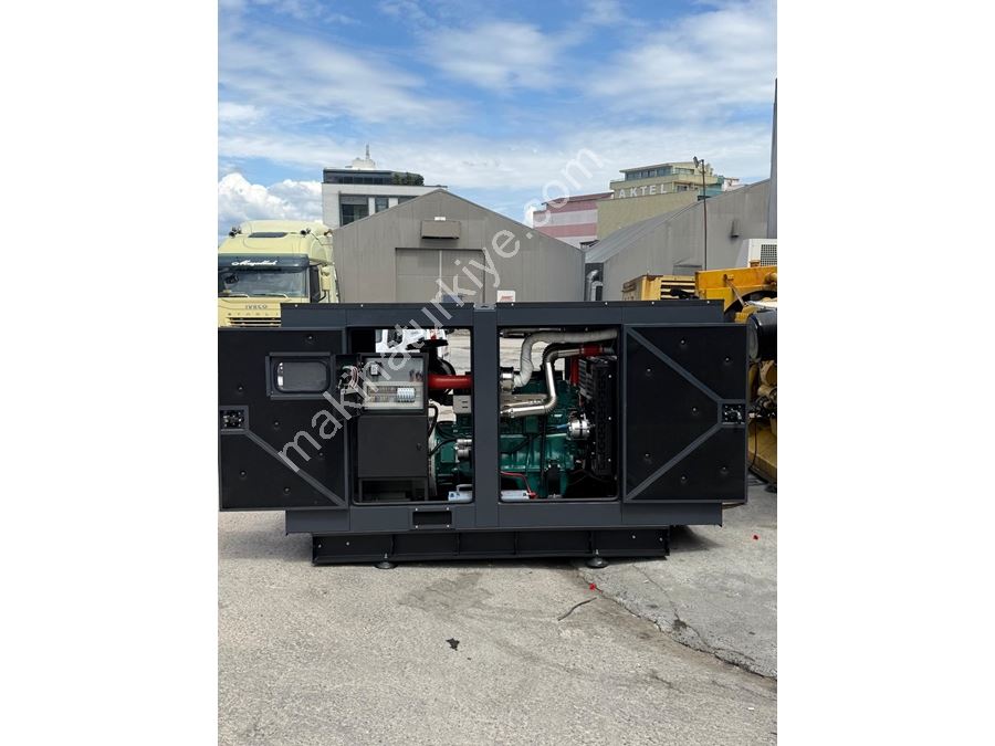 2026 Model Berksan 206 kva Dizel Jeneratör – Ricardo Motor / Kabinli / Otomatik / Sıfır