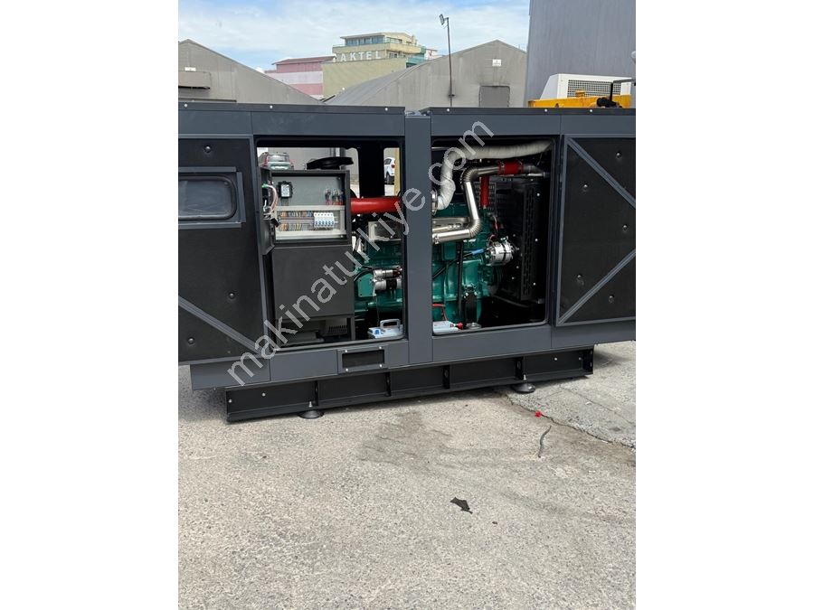 2026 Model Berksan 206 kva Dizel Jeneratör – Ricardo Motor / Kabinli / Otomatik / Sıfır