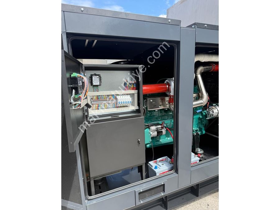 2026 Model Berksan 206 kva Dizel Jeneratör – Ricardo Motor / Kabinli / Otomatik / Sıfır