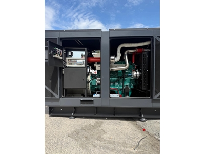 2026 Model Berksan 206 kva Dizel Jeneratör – Ricardo Motor / Kabinli / Otomatik / Sıfır - 7