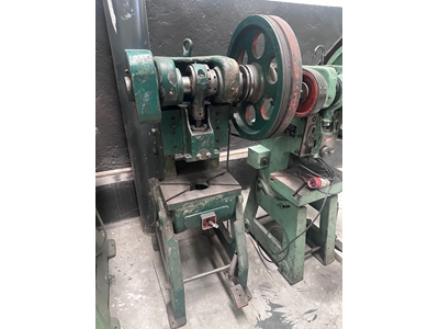 15 Ton Eccentric Press Cast Body - 1